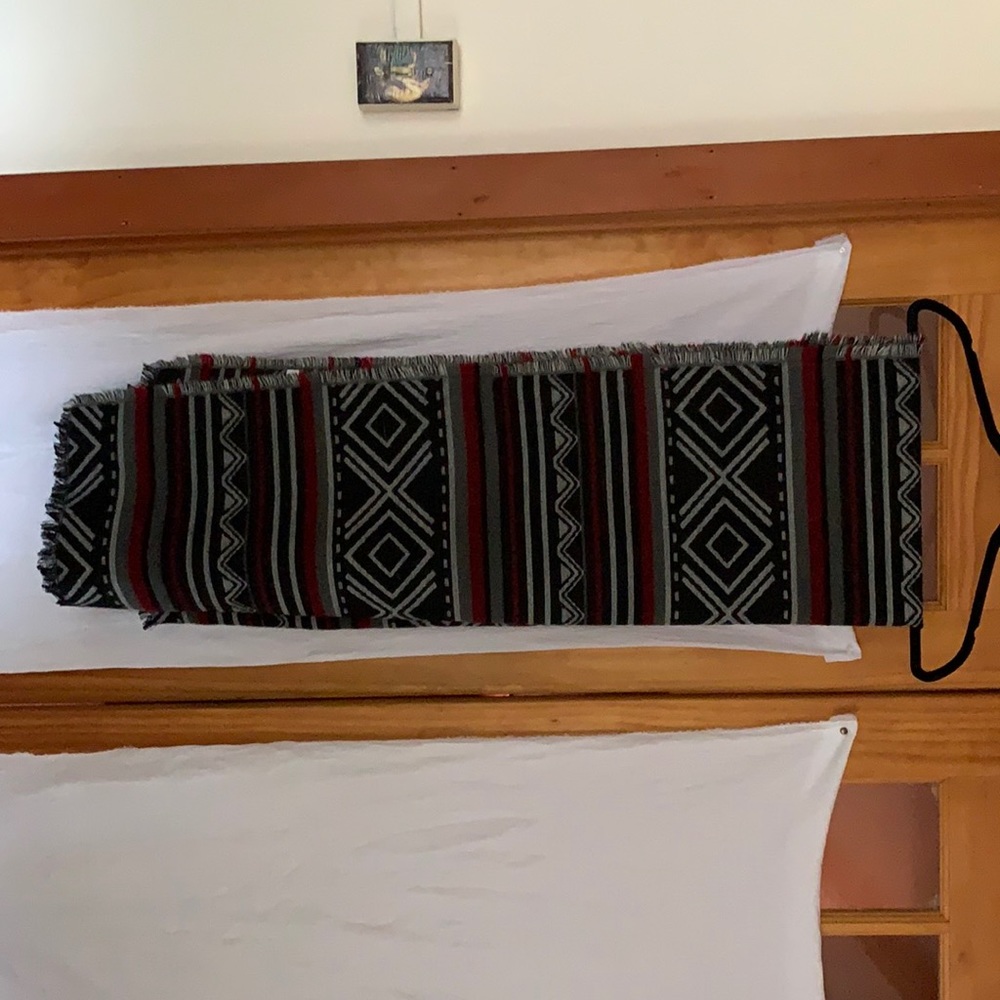 Large reversible scarf